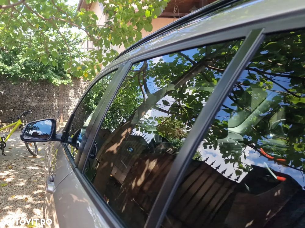 BMW X1 xDrive18d Sport Line - 6