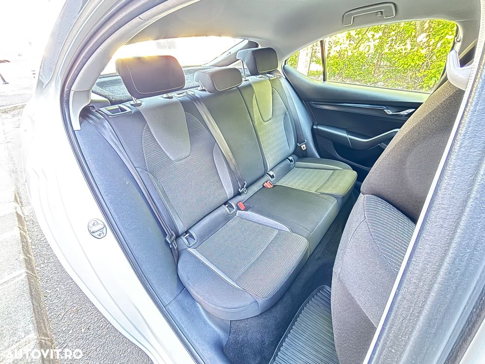 Skoda Octavia 2.0 TDI DSG Style - 8