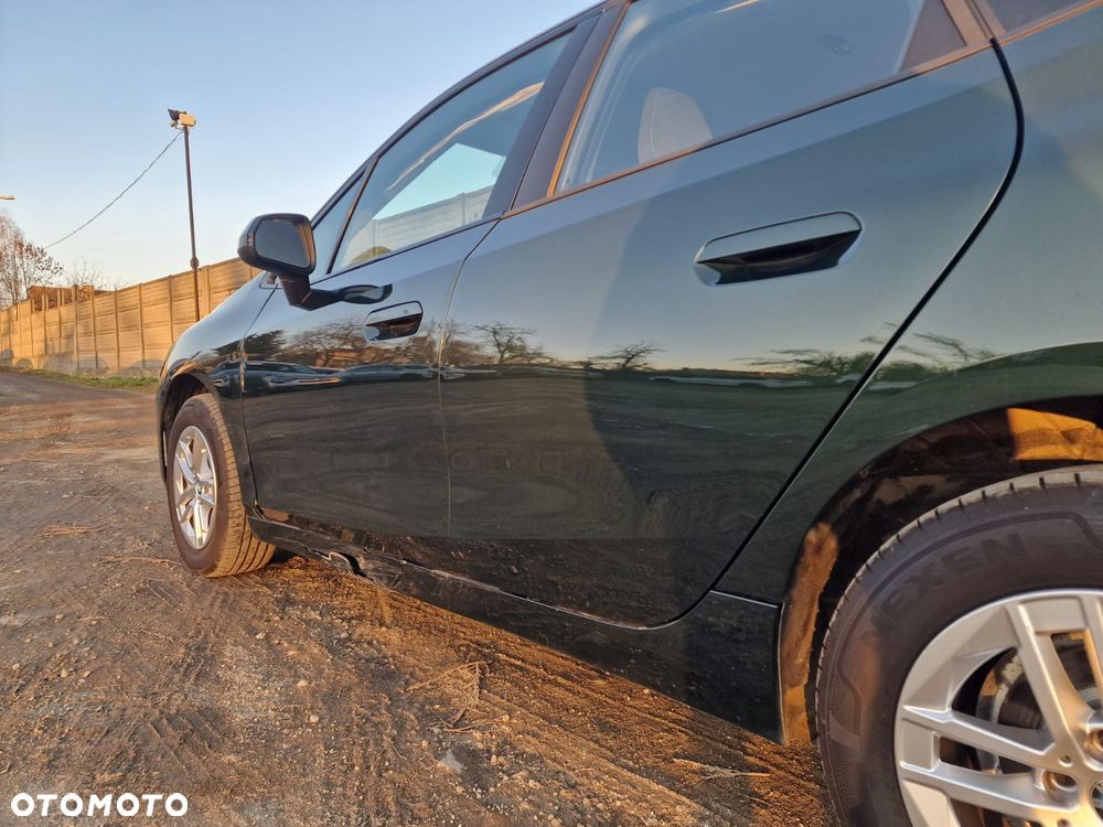 BMW Seria 2 218i Advantage - 25