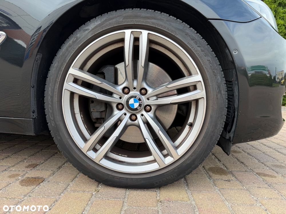 BMW Seria 7 750i - 22
