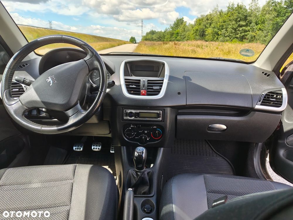 Peugeot 206 - 11