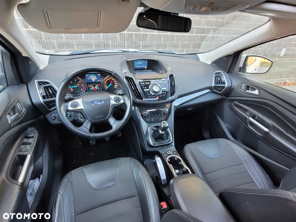 Ford Kuga 2.0 TDCi FWD Titanium Plus - 16