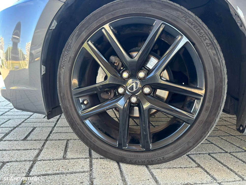 Lexus CT 200h Executive+ - 24