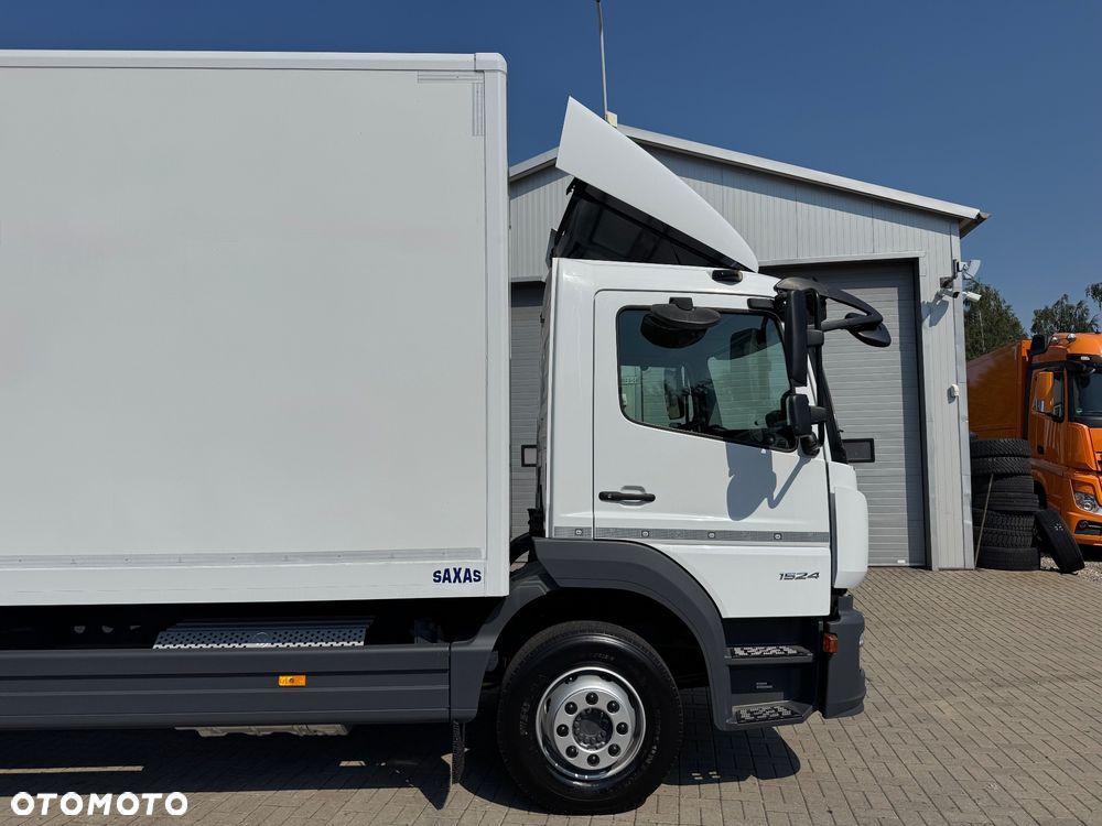 Mercedes-Benz ATEGO - 12