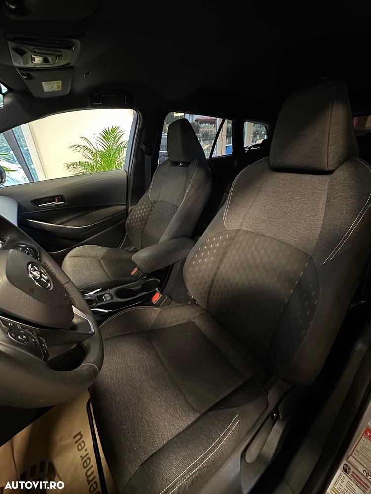 Toyota Corolla - 9