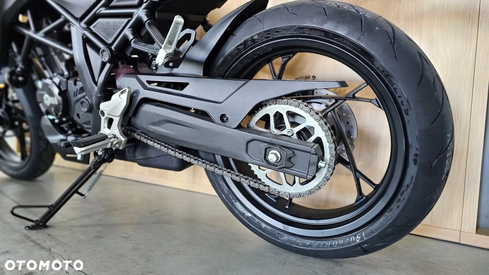 VOGE R125S - 12