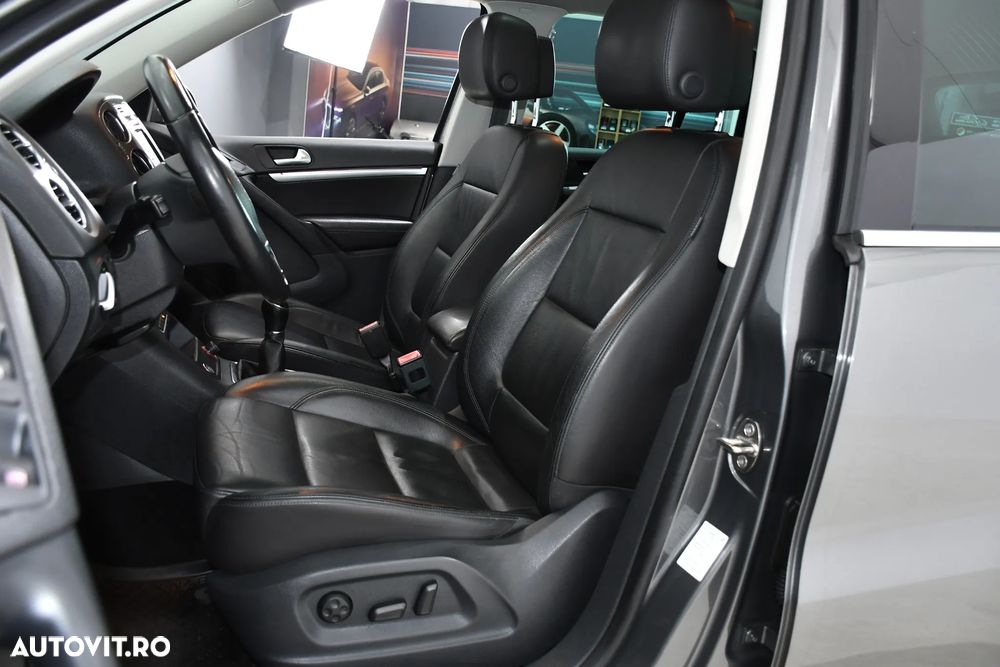 Volkswagen Tiguan 2.0 TDI DPF 4Motion BlueMotion Technology Lounge Sport & Style - 5