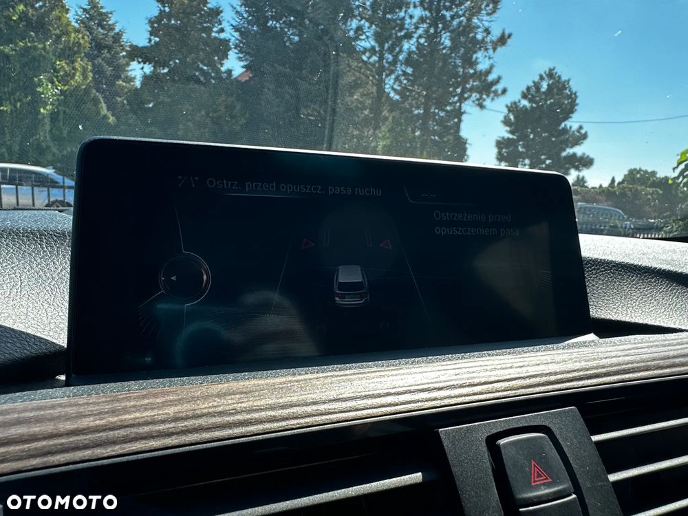 BMW Seria 3 320d Touring Sport-Aut Modern Line - 34