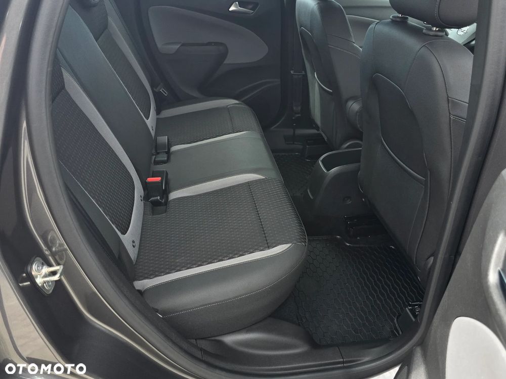 Opel Crossland X - 34
