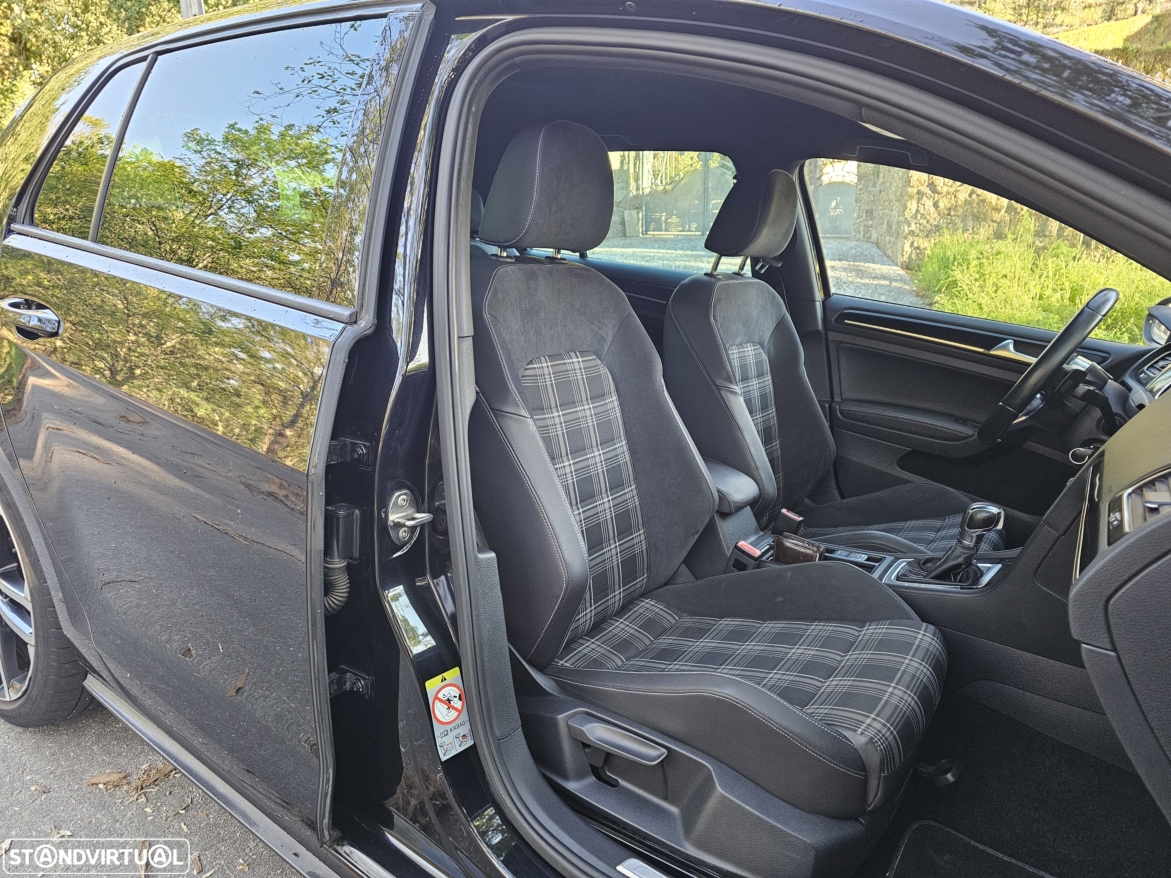 VW Golf 2.0 TDI GTD DSG - 12