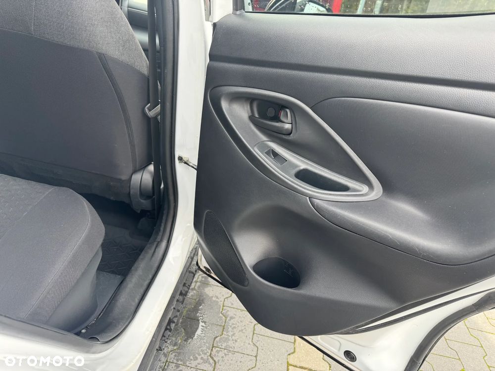 Toyota Yaris Cross 1.5 Comfort CVT - 25