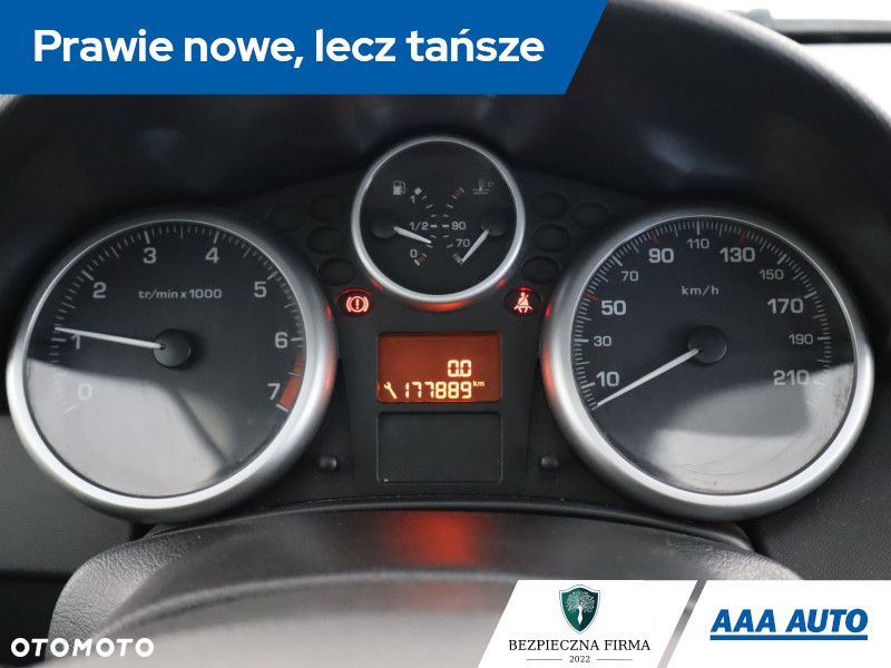 Peugeot 207 - 13