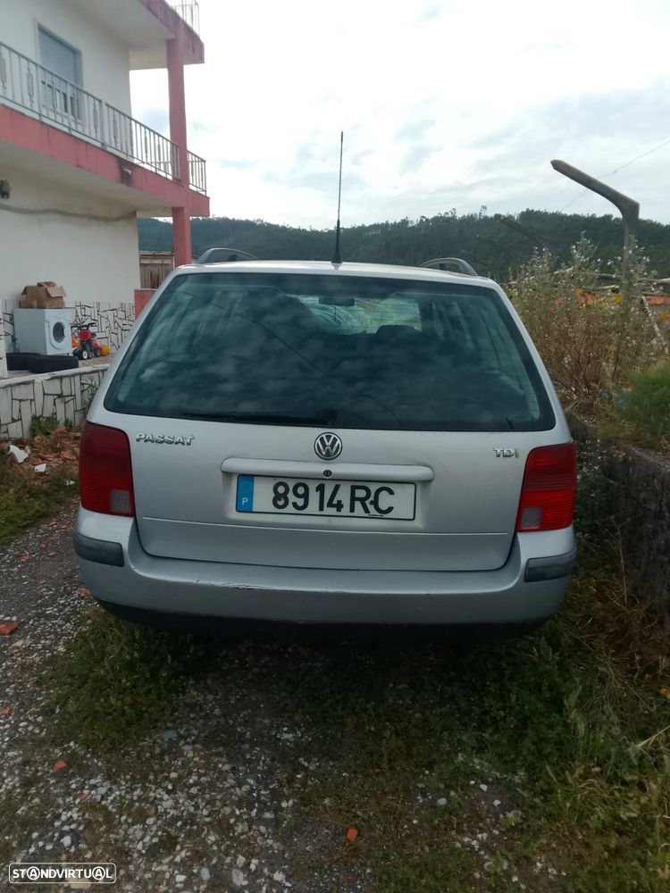 VW Passat Variant 1.9 TDi Confl Top EC - 2