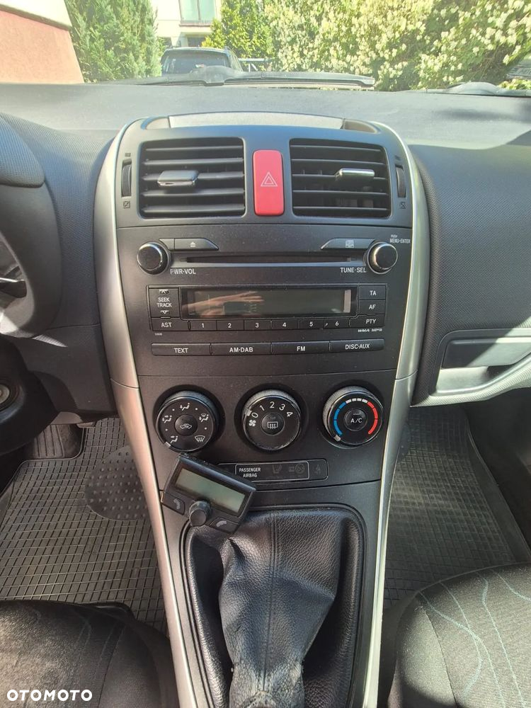 Toyota Auris 1.4 D-4D Luna EU5 - 21