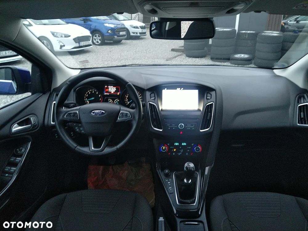 Ford Focus 1.0 EcoBoost STart-Stopp-System TITANIUM - 16