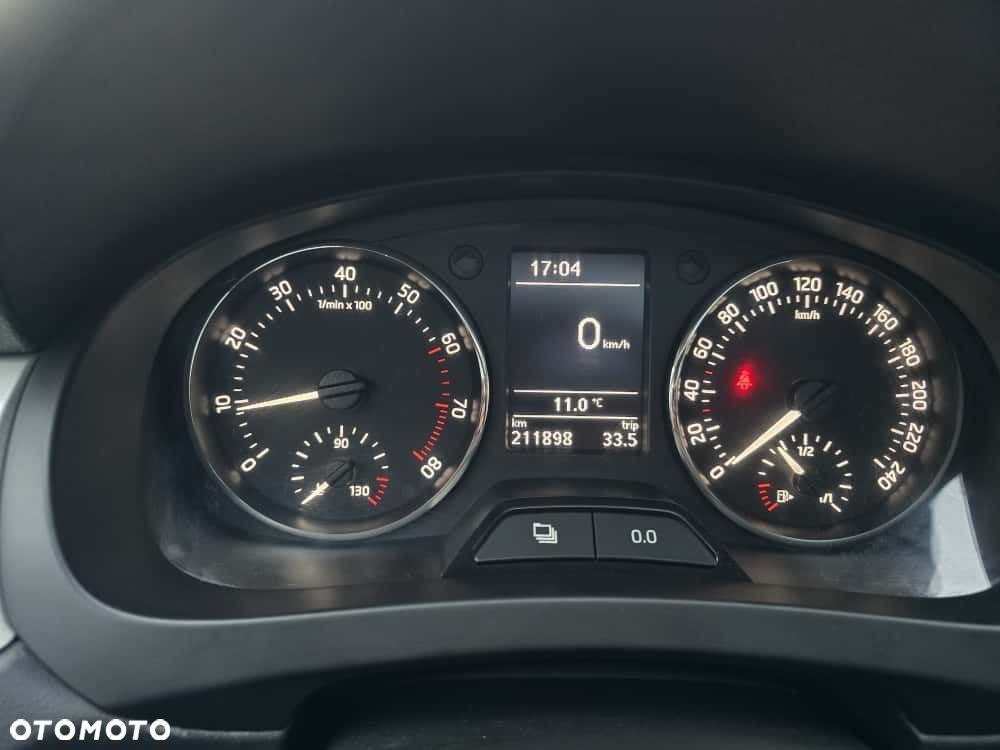 Skoda RAPID 1.2 TSI Elegance Green tec - 20