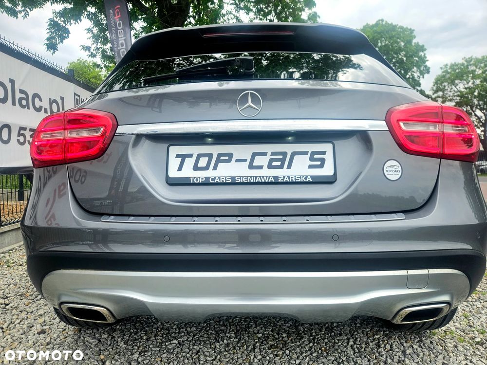 Mercedes-Benz GLA - 3
