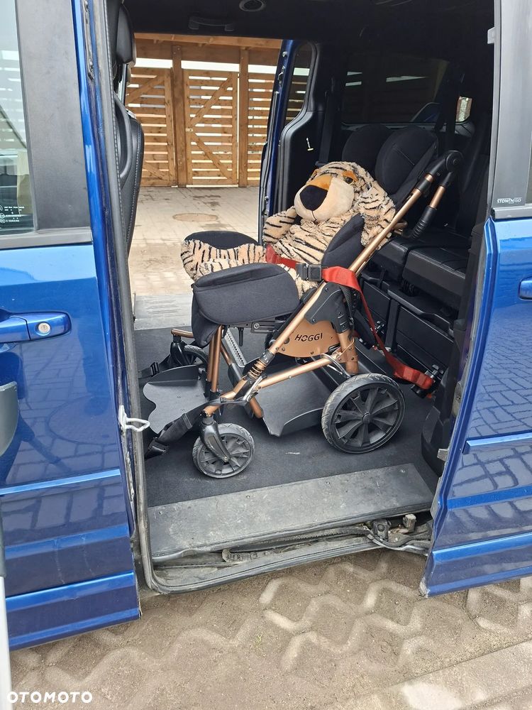 Dodge Grand Caravan - 10