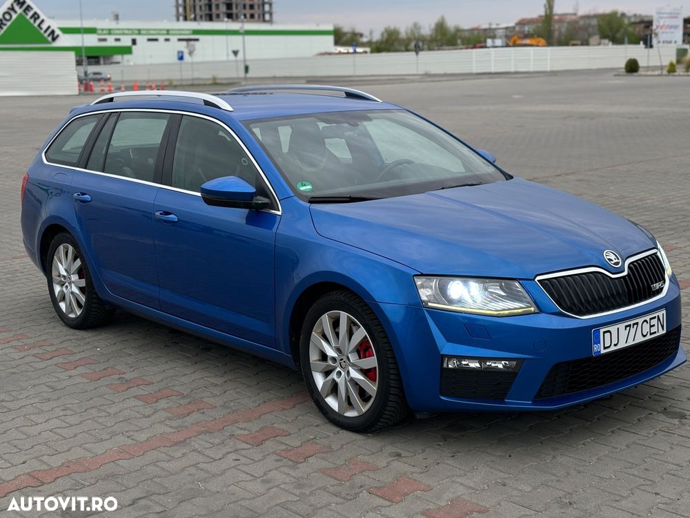 Skoda Octavia Combi 2.0 TDI RS - 3