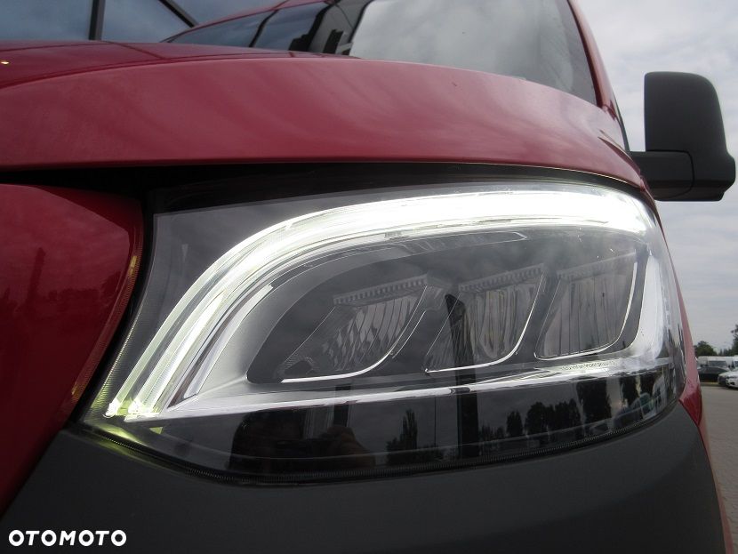 Mercedes-Benz Sprinter - 5