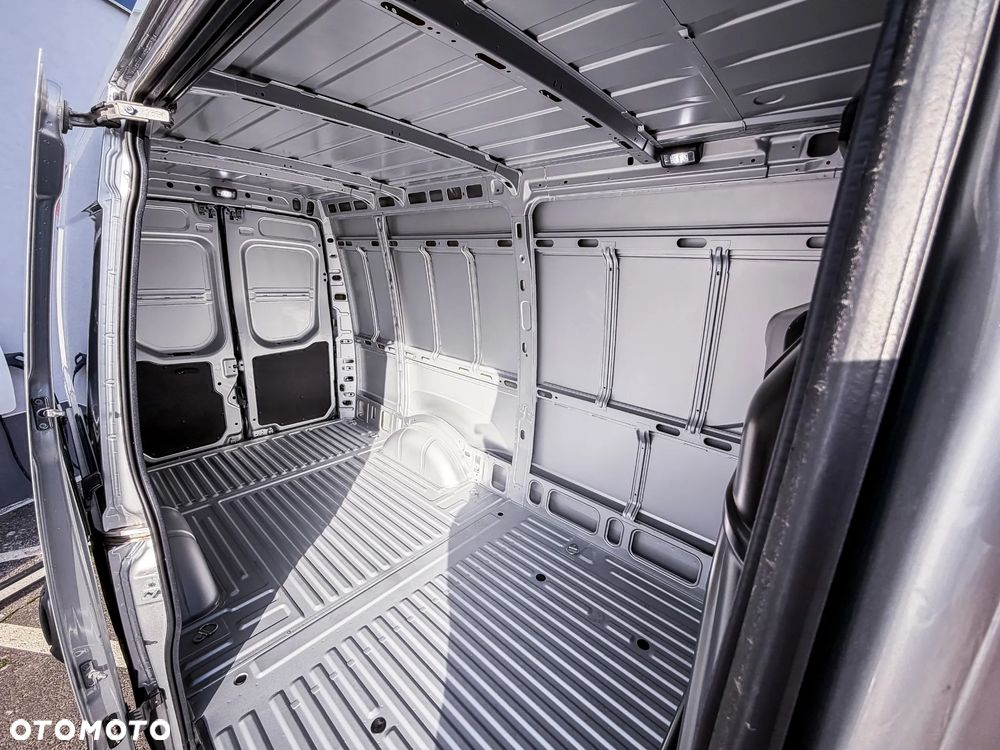 Iveco 35S18HA8V L3H2 od ręki ! - 13