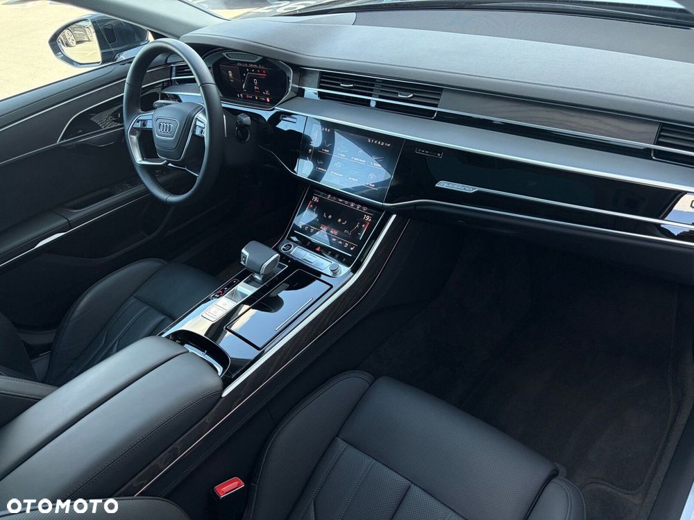 Audi A8 - 23