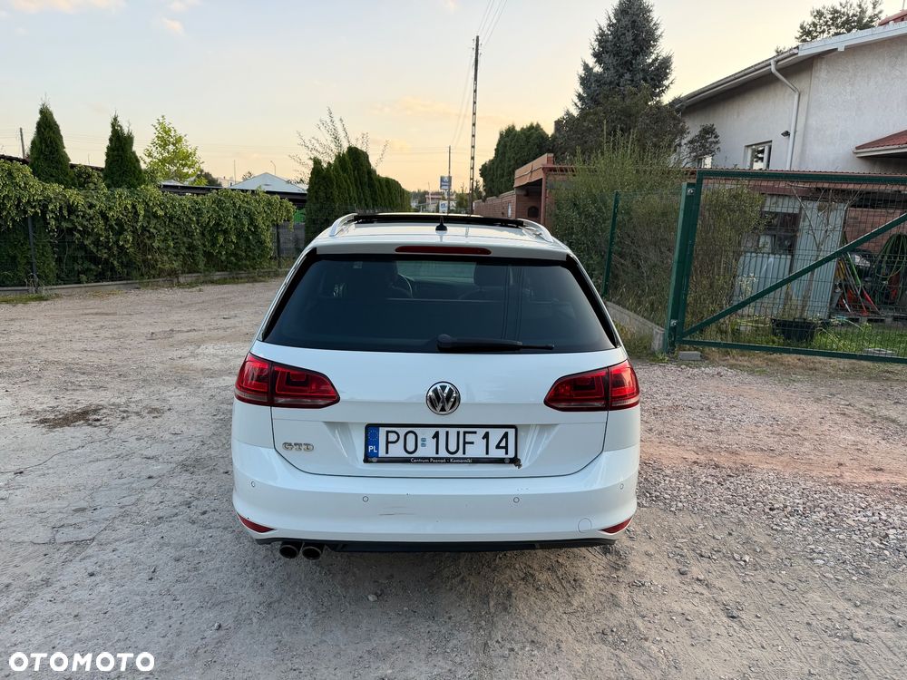 Volkswagen Golf 2.0 TDI BMT GTD DSG - 6
