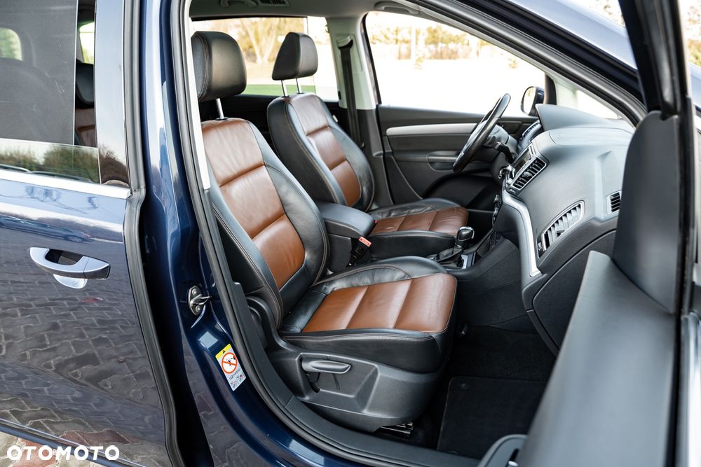 Volkswagen Sharan 2.0 TDI DSG Blue Motion Highline - 26