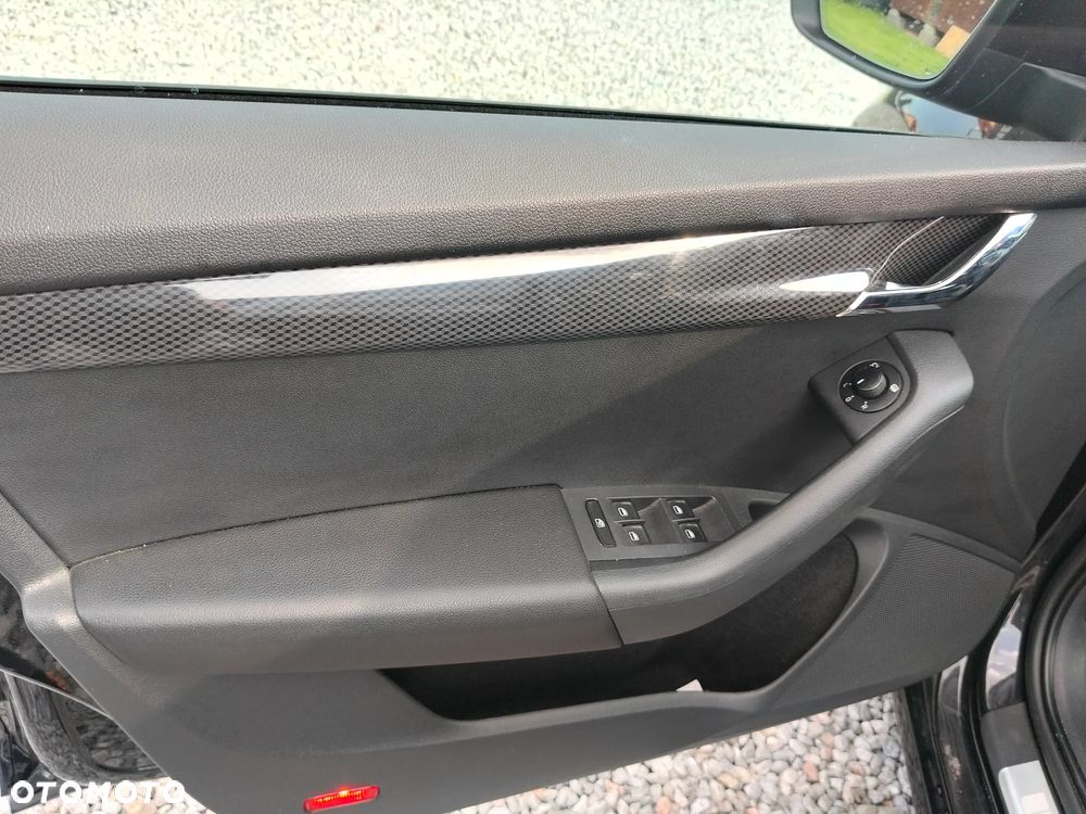 Skoda Octavia 2.0 TSI RS - 23