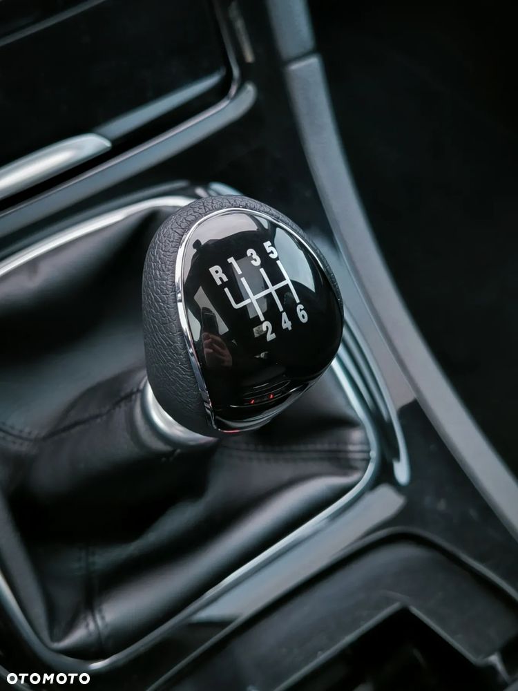 Ford Galaxy 2.0 TDCi Platinium X (Titanium) - 25