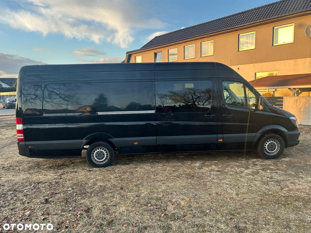 Mercedes-Benz Sprinter - 11