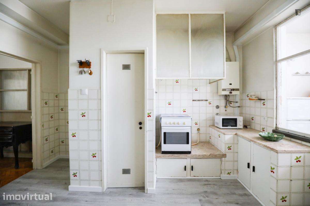 Quarto - localizado em Olivais Lisbon - Grande imagem: 5/21