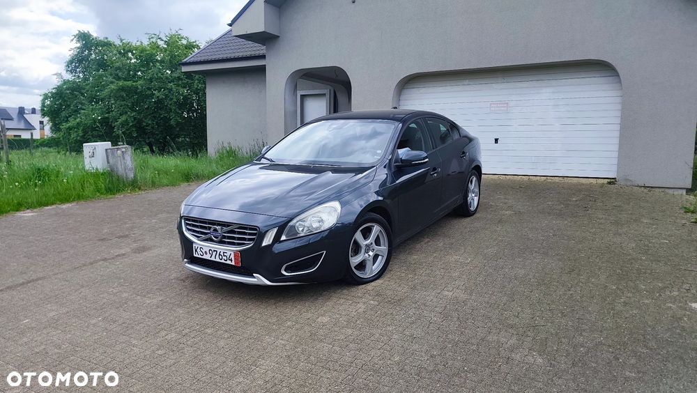 Volvo S60 D3 Geartronic Summum - 33