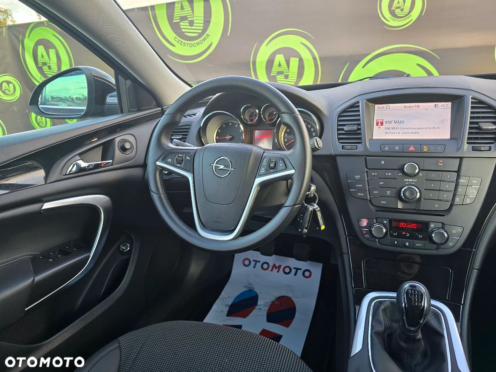 Opel Insignia - 8