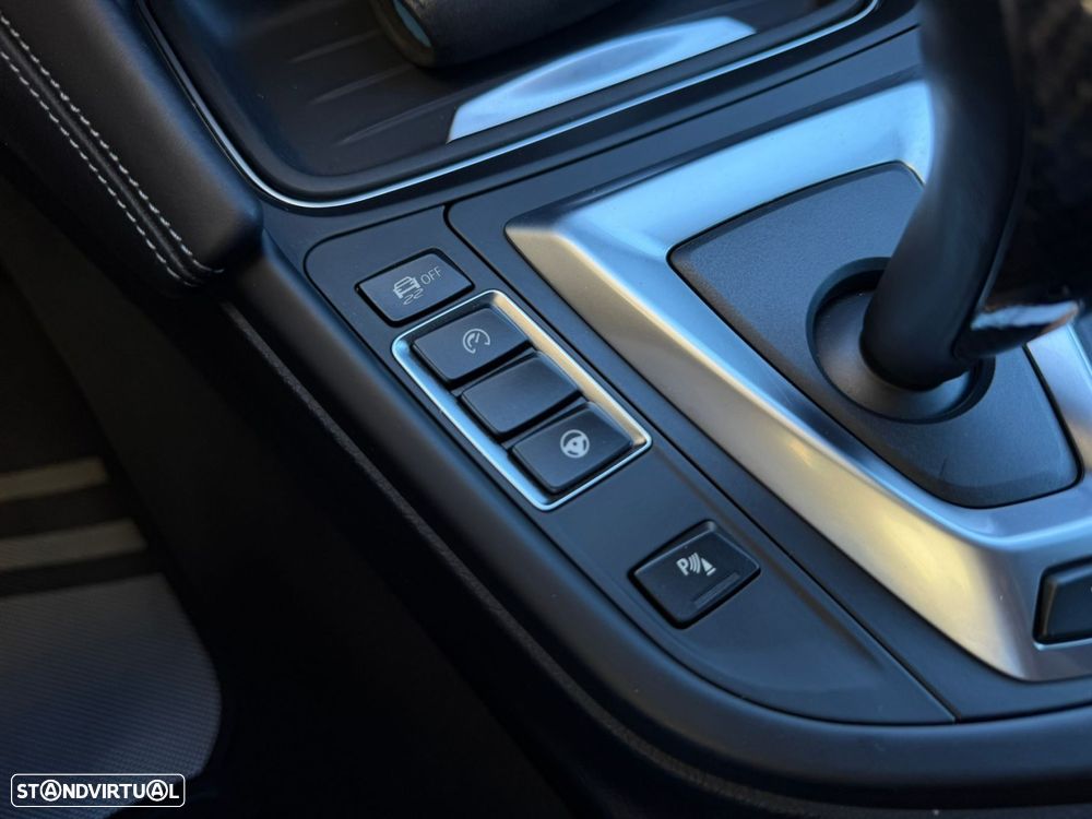 BMW M4 Auto - 49