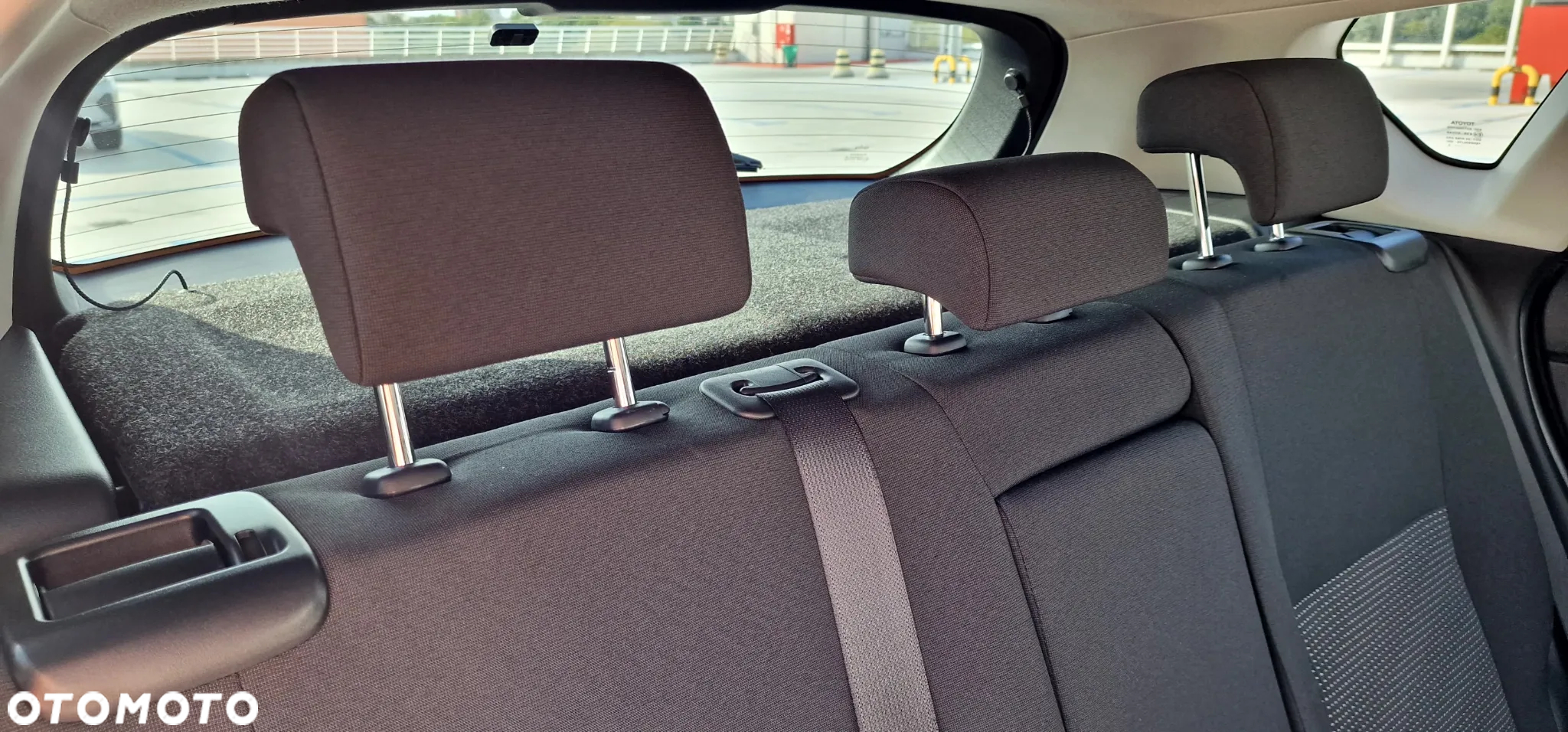 Toyota Auris 1.33 VVT-i Premium Comfort - 25