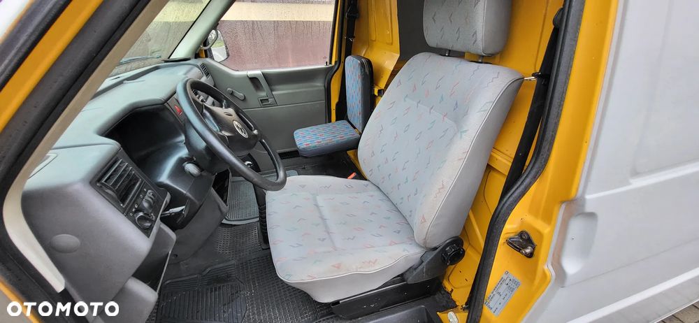 Volkswagen Transporter - 7
