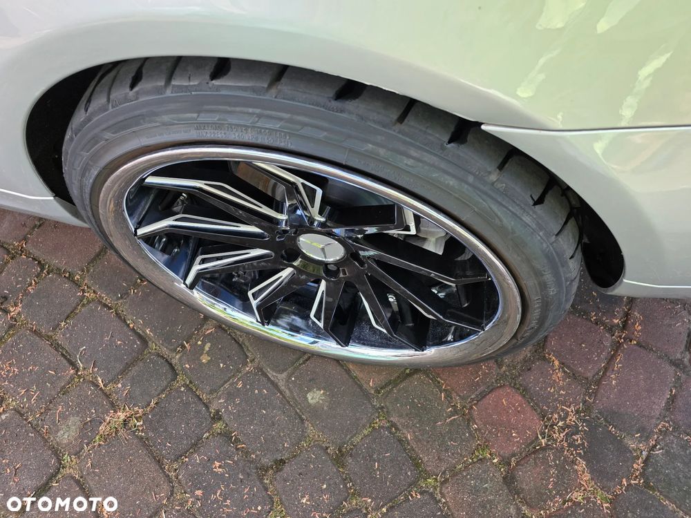 Mercedes-Benz Klasa E 350 7G-TRONIC - 5