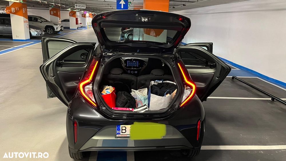 Toyota Aygo X 1.0l CVT Dynamic - 8