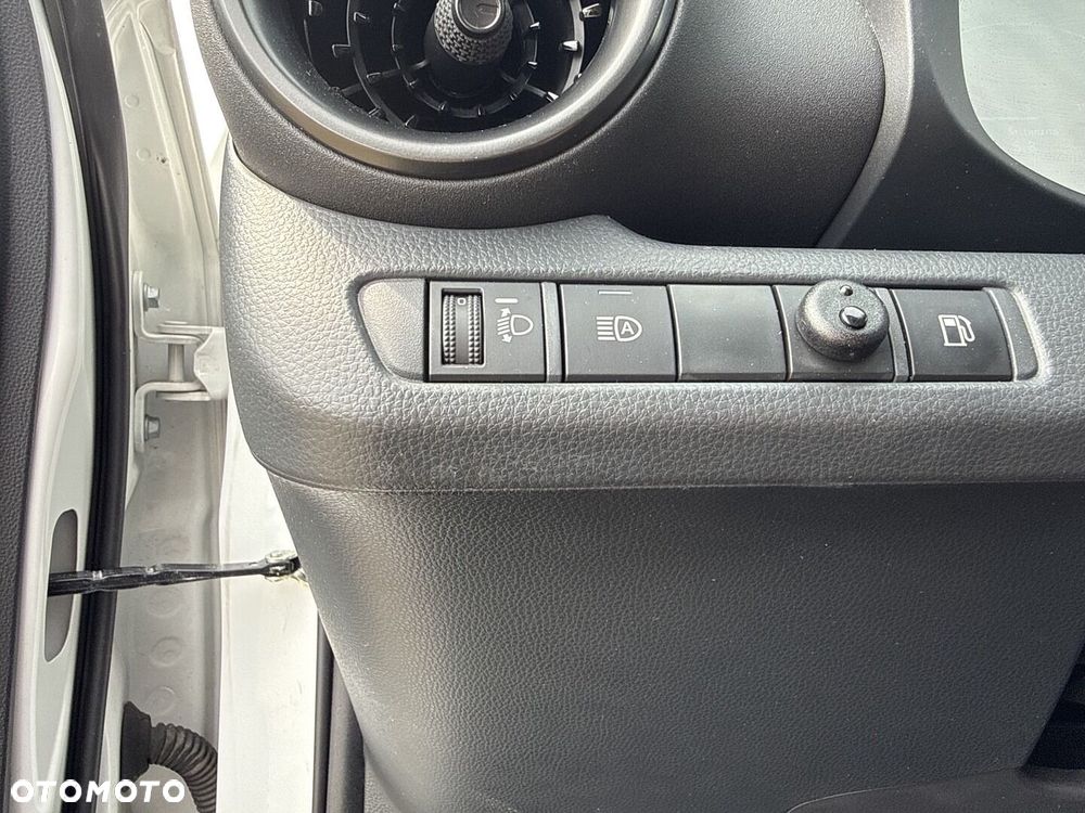 Toyota C-HR 1.8 Hybrid Style - 23