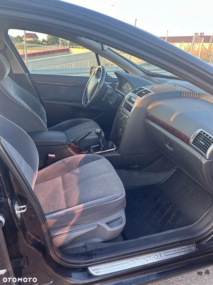 Peugeot 407 1.8 Presence - 2