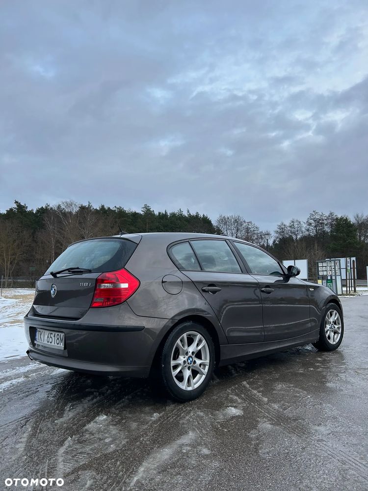 BMW Seria 1 118i - 3