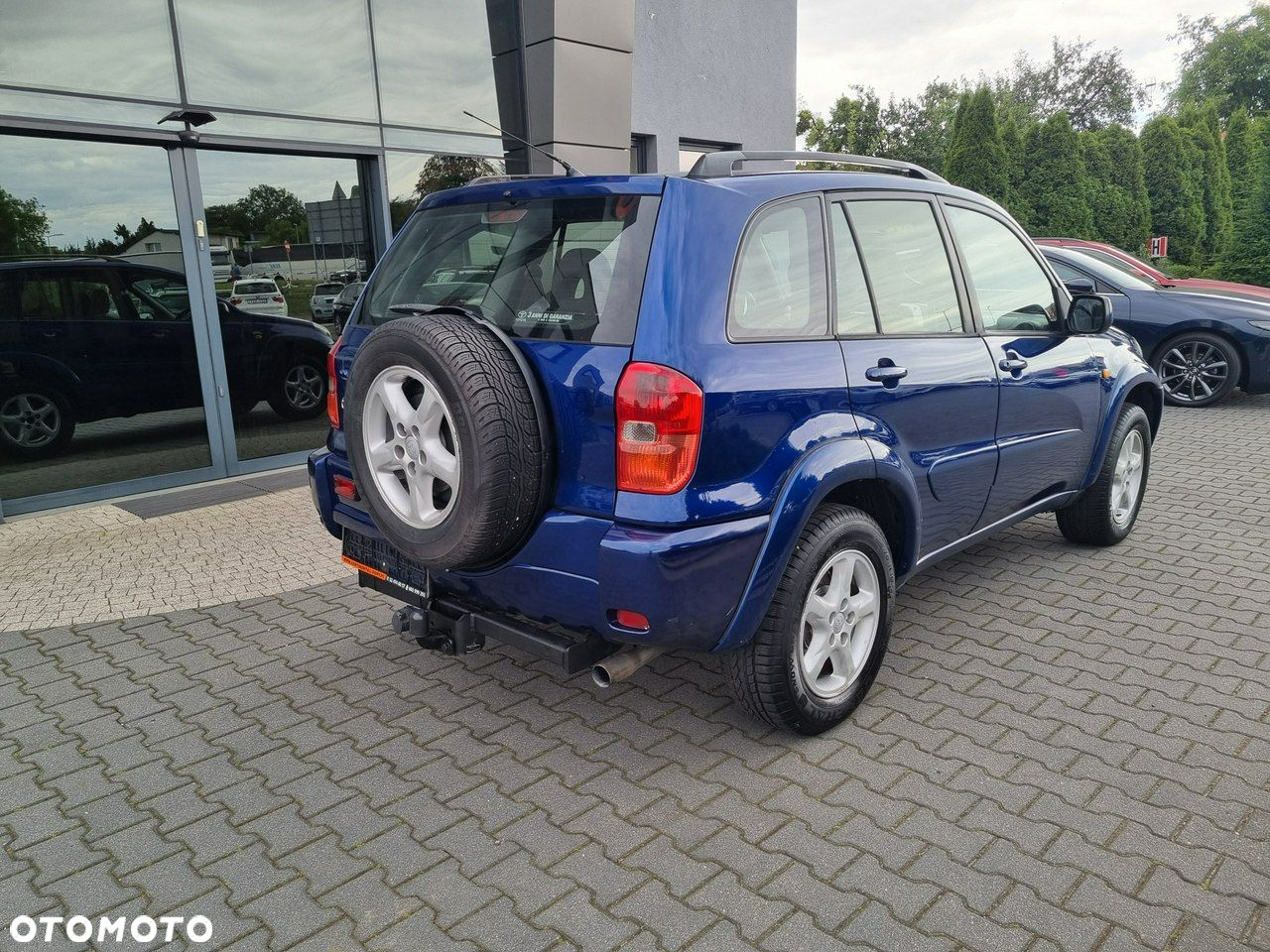 Toyota RAV4 - 4