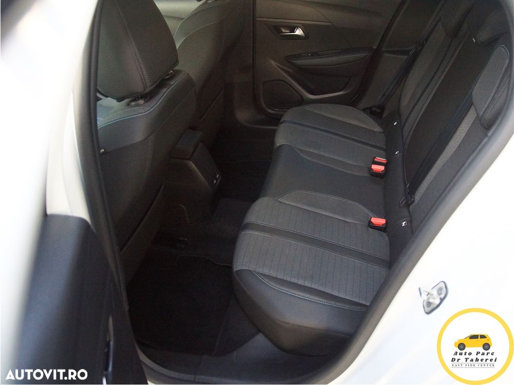 Peugeot 208 PureTech 100 EAT8 Allure Pack - 22