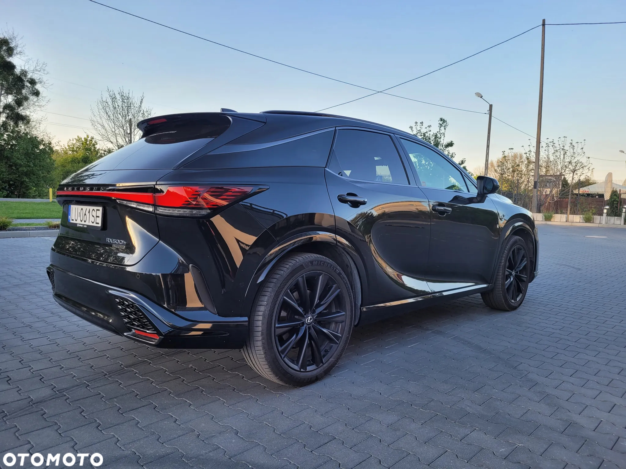 Lexus RX 500h F Sport - 9