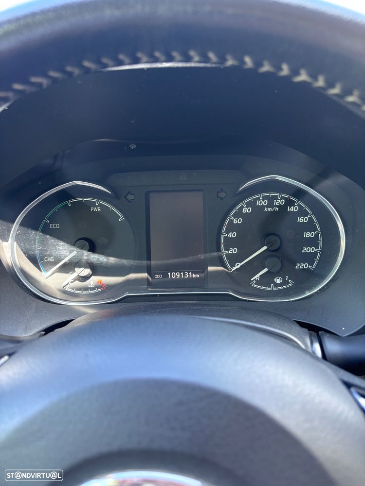 Toyota Yaris 1.5 HSD Comfort+P.Style - 28