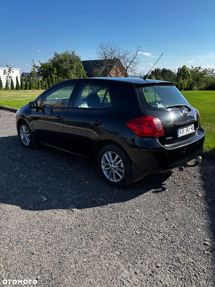 Toyota Auris 1.4 D-4D - 4