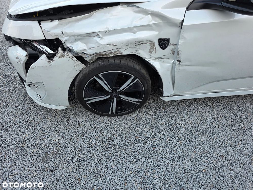 Peugeot 308 PureTech 130 EAT8 GT - 21