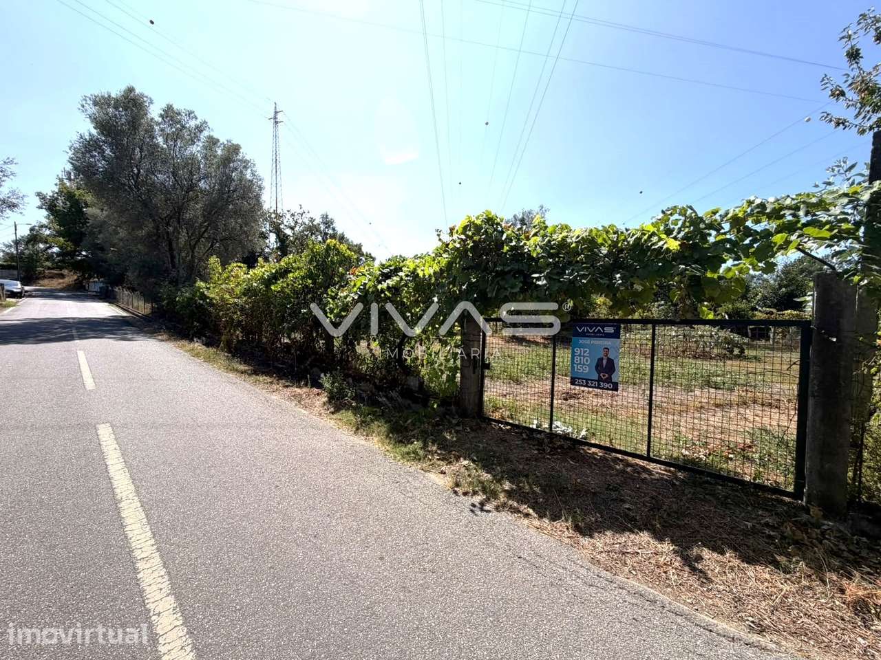 Terreno Rústico  Venda em São João de Rei,Póvoa de Lanhoso - Grande imagem: 2/14