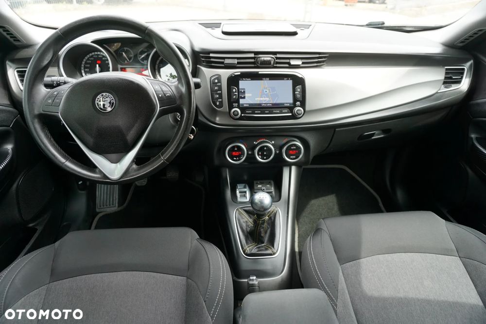 Alfa Romeo Giulietta 1.4 TB 16V Impression - 13